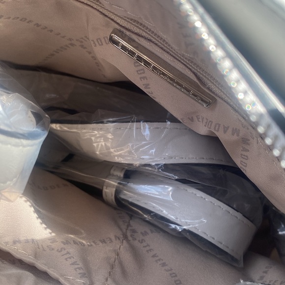 *Brand new* Steve Madden Crossbody bag - Picture 3 of 4